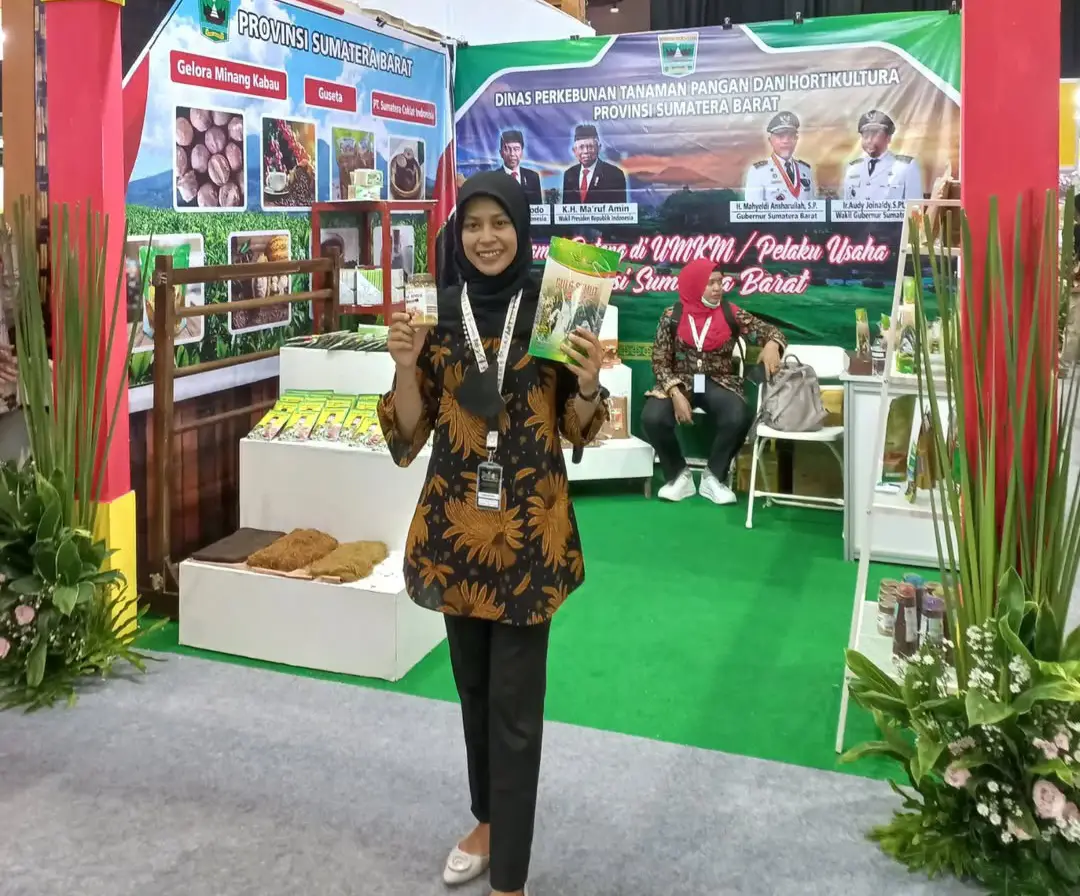 Perjuangan Mila Rahmi Tumbuh bersama Gula Semut Asli Gelora Minangkabau Gula Semut Asli